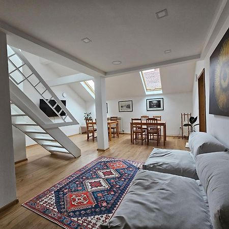 Leopold Chillout Hostel Sarajevo Ngoại thất bức ảnh