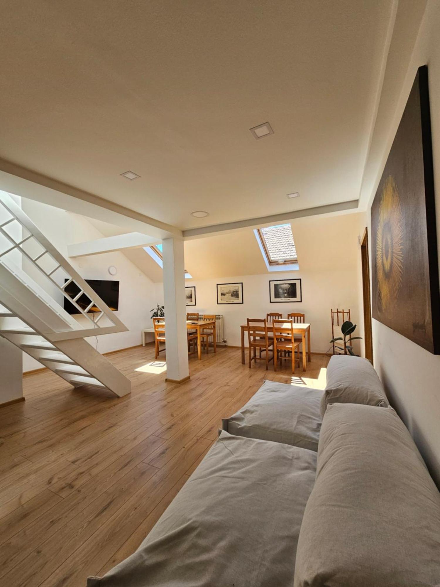 Leopold Chillout Hostel Sarajevo Ngoại thất bức ảnh