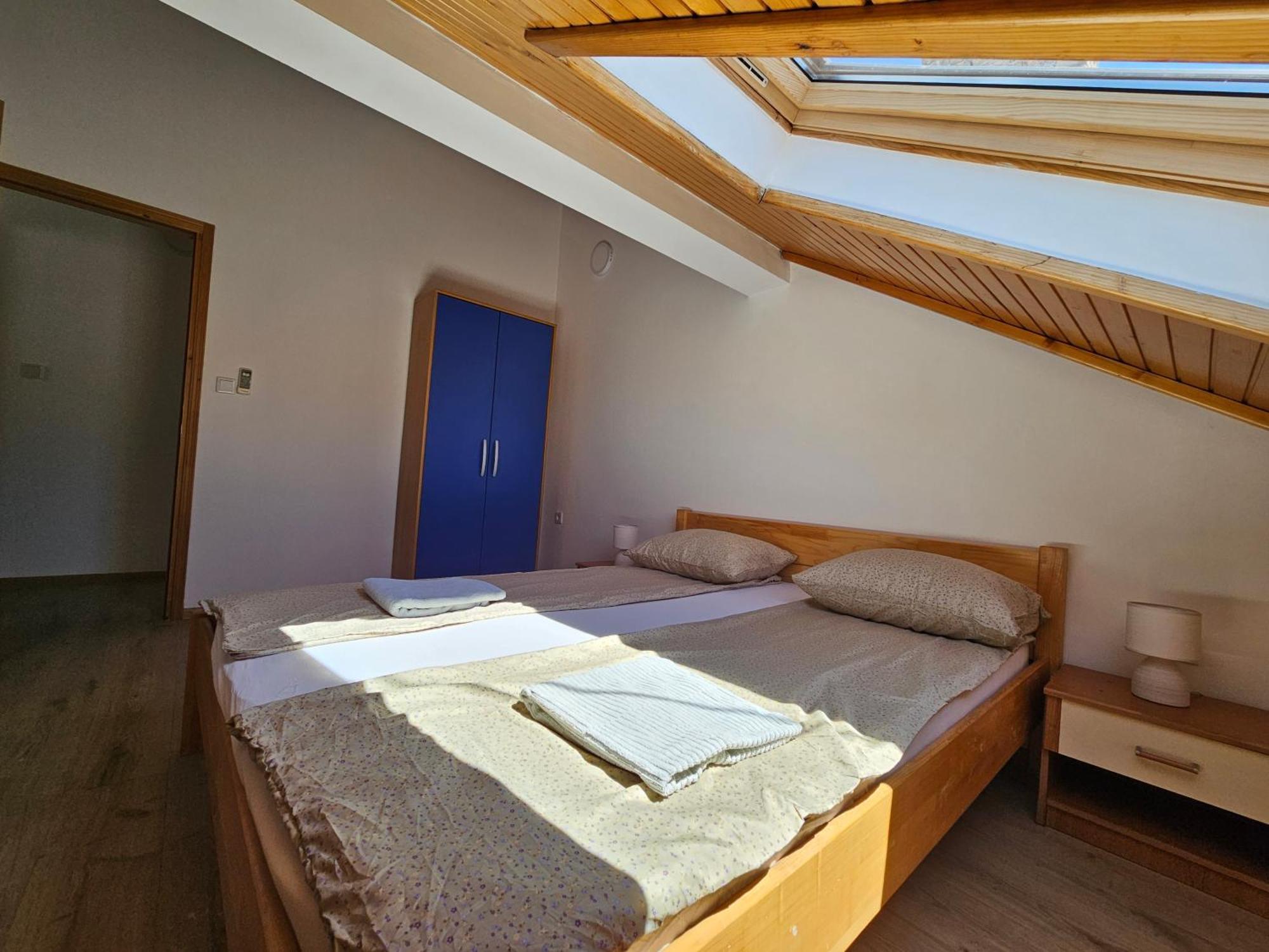 Leopold Chillout Hostel Sarajevo Ngoại thất bức ảnh